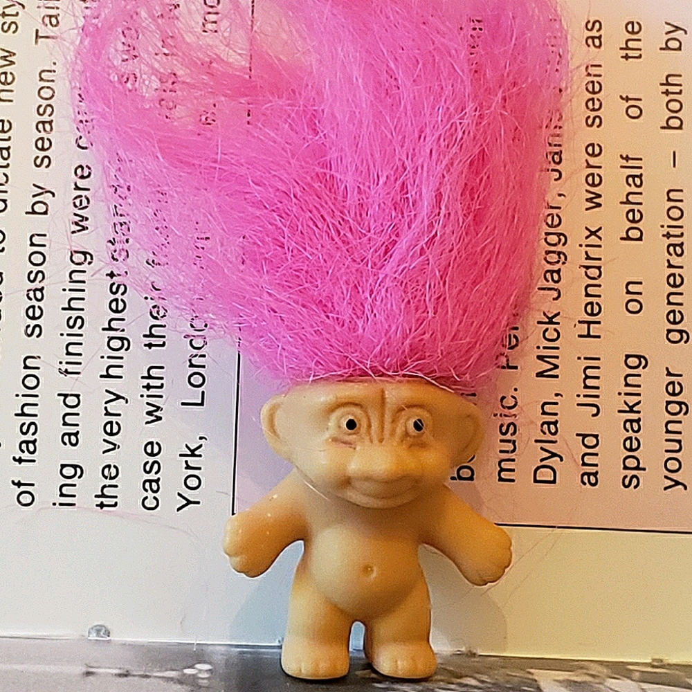 Retro 90's Troll Brooch Hot Pink Vintage.